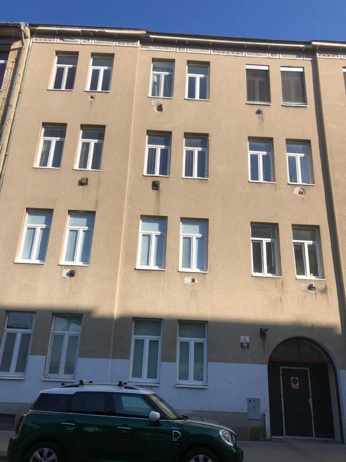 Apartment 5 Min By Walk To The Center Брно Экстерьер фото